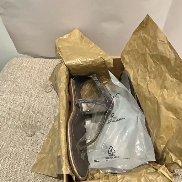 UGG AUSTRALIA - Picture 5 of 7